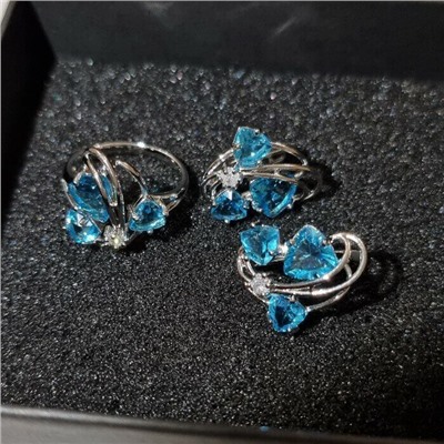 Комплект ювелирная бижутерия, серьги и кольцо посеребрение, камни цвет голубой, р-р 20, 77221 арт.847.918