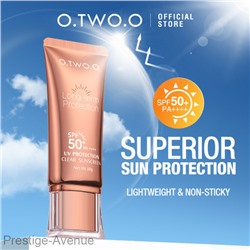 Солнцезащитный крем O.TWO.O Sunscreen SPF50 PA++++ Refreshing Oil-Free Formula UV Sun Protection 30 ml Арт: FC001