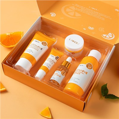 Набор уходовой косметики с витамином С из 5 средств В КОРОБКЕ  Laikou Vitamin C Skincare Set