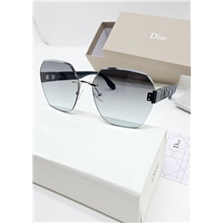 Набор женские солнцезащитные очки, коробка, чехол + салфетки 2168719