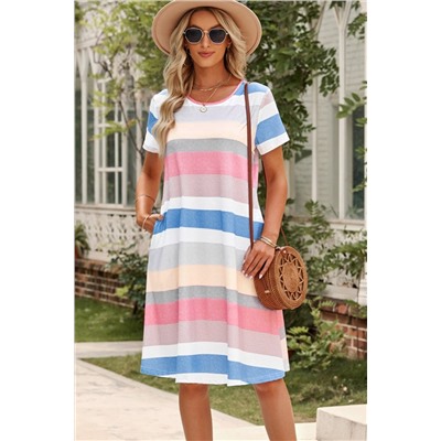 Разноцветное полосатое платье-футболка с карманами