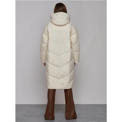 Пальто утепленное молодежное зимнее женское бежевого цвета 52330B