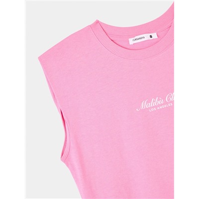 Укороченная футболка без рукавов с надписью Розовый флуо