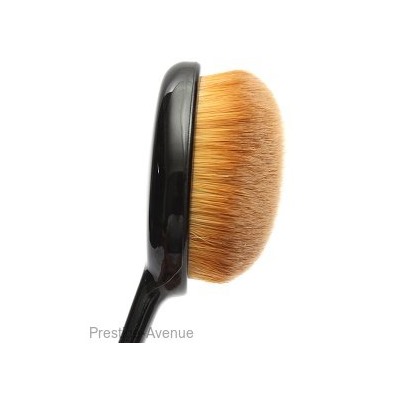 Кисть для макияжа M.А.C. Oval Brush