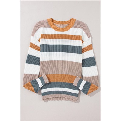 Классический вязаный свитер с круглым вырезом и цветными блоками светло-коричневого цвета