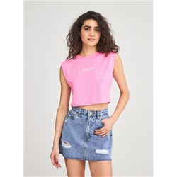 Укороченная футболка без рукавов с надписью Розовый флуо