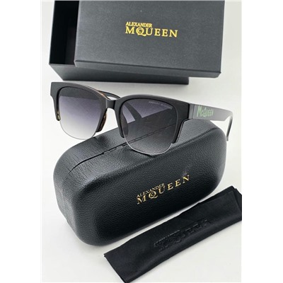 Набор женские солнцезащитные очки, коробка, чехол + салфетки 2166839