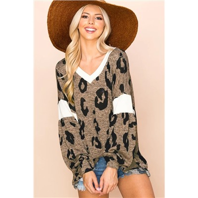 Multicolor Contrast V Neck Drop Shoulder Leopard Top