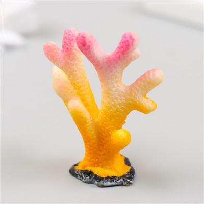 Фигурка для флорариума полистоун "Монтипора пальчиковая" разноцветная 5х4,5 см